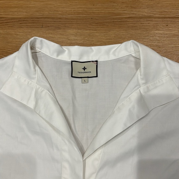 TUCKERNUCK Womens Blanc Willow Blouse White Sz Large Pearl Classic Neutral - Picture 8 of 9